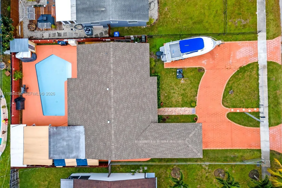 1820 N 27th Ave, Hollywood FL 33020