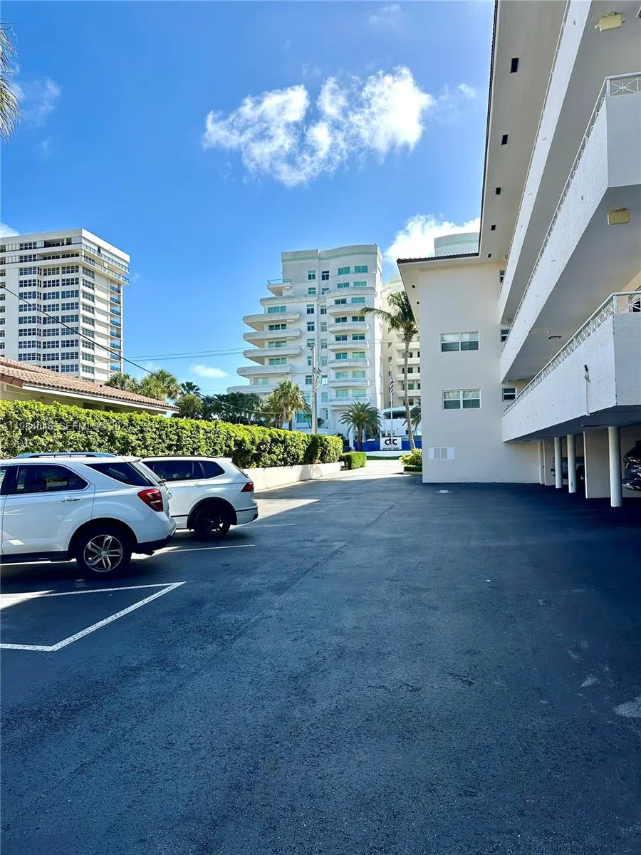 2501 S Ocean Blvd # 1040, Boca Raton FL 33432