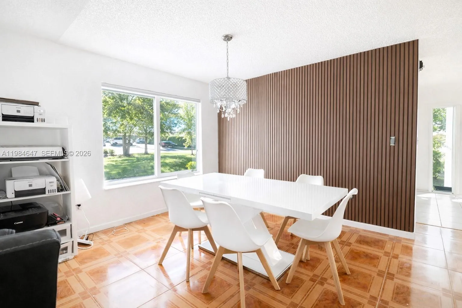 14615 SW 142nd Place Cir, Miami FL 33186