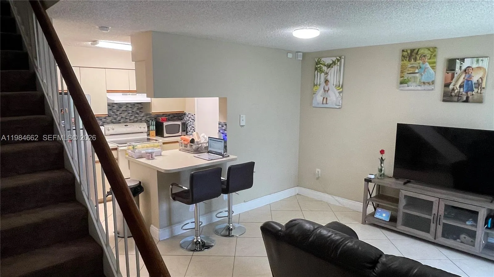 17505 NW 67th Pl # 11, Hialeah FL 33015