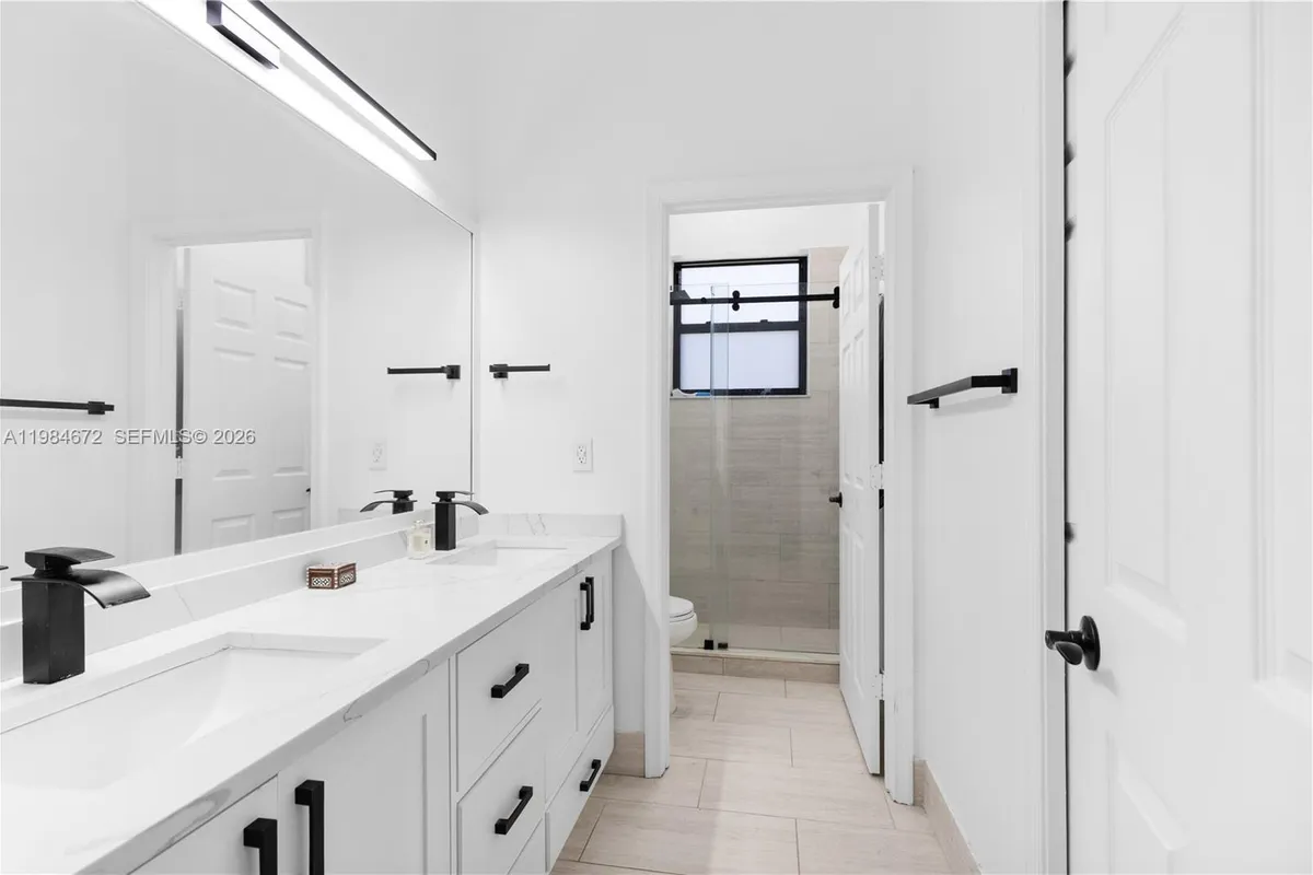 1479 SW 159th Ter, Pembroke Pines FL 33027