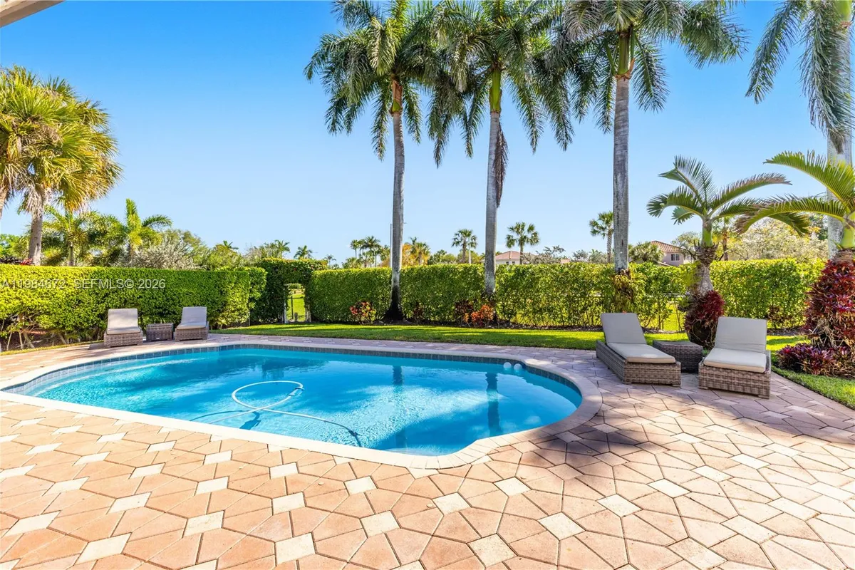 1479 SW 159th Ter, Pembroke Pines FL 33027