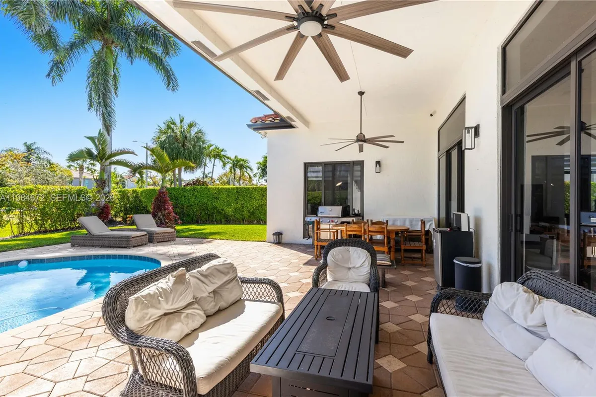 1479 SW 159th Ter, Pembroke Pines FL 33027