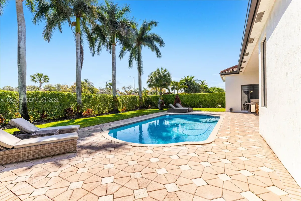 1479 SW 159th Ter, Pembroke Pines FL 33027