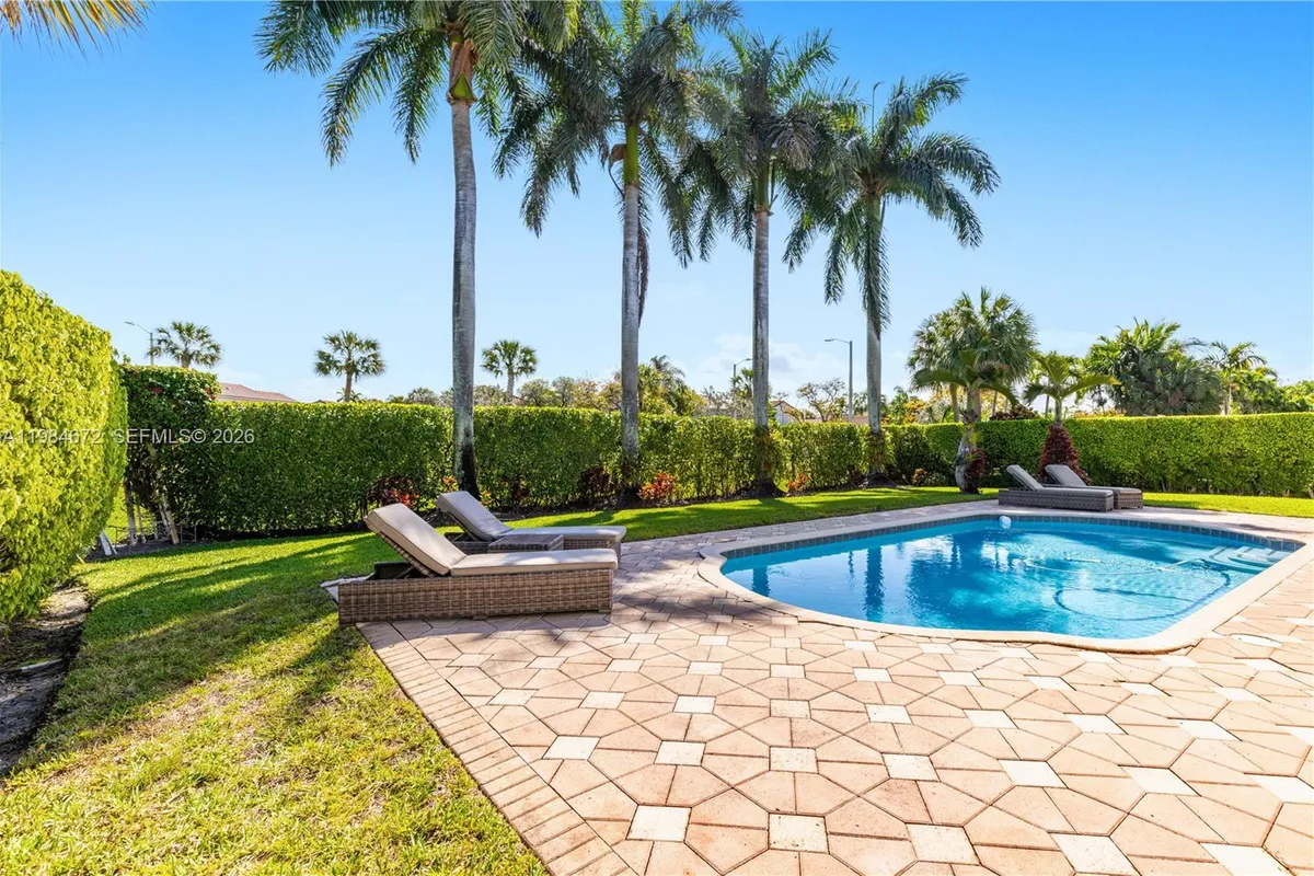 1479 SW 159th Ter, Pembroke Pines FL 33027