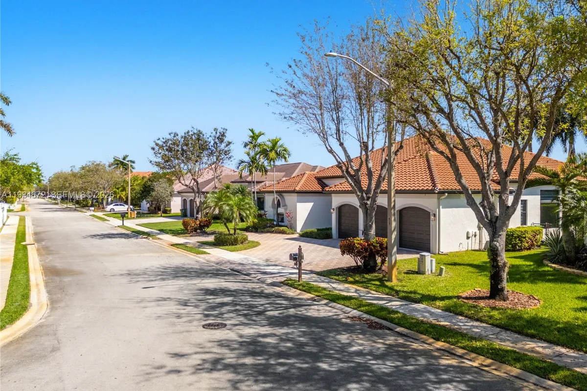 1479 SW 159th Ter, Pembroke Pines FL 33027