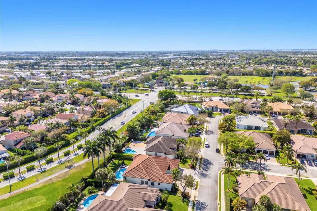 1479 SW 159th Ter, Pembroke Pines FL 33027