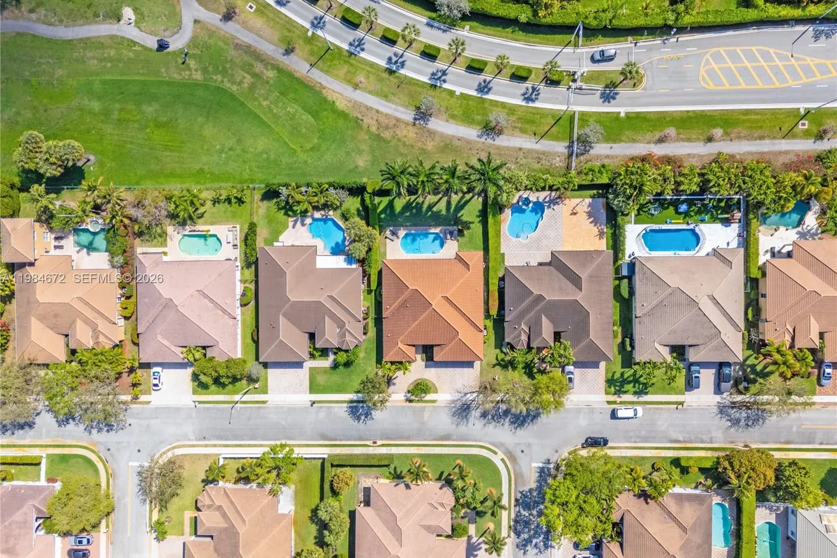 1479 SW 159th Ter, Pembroke Pines FL 33027