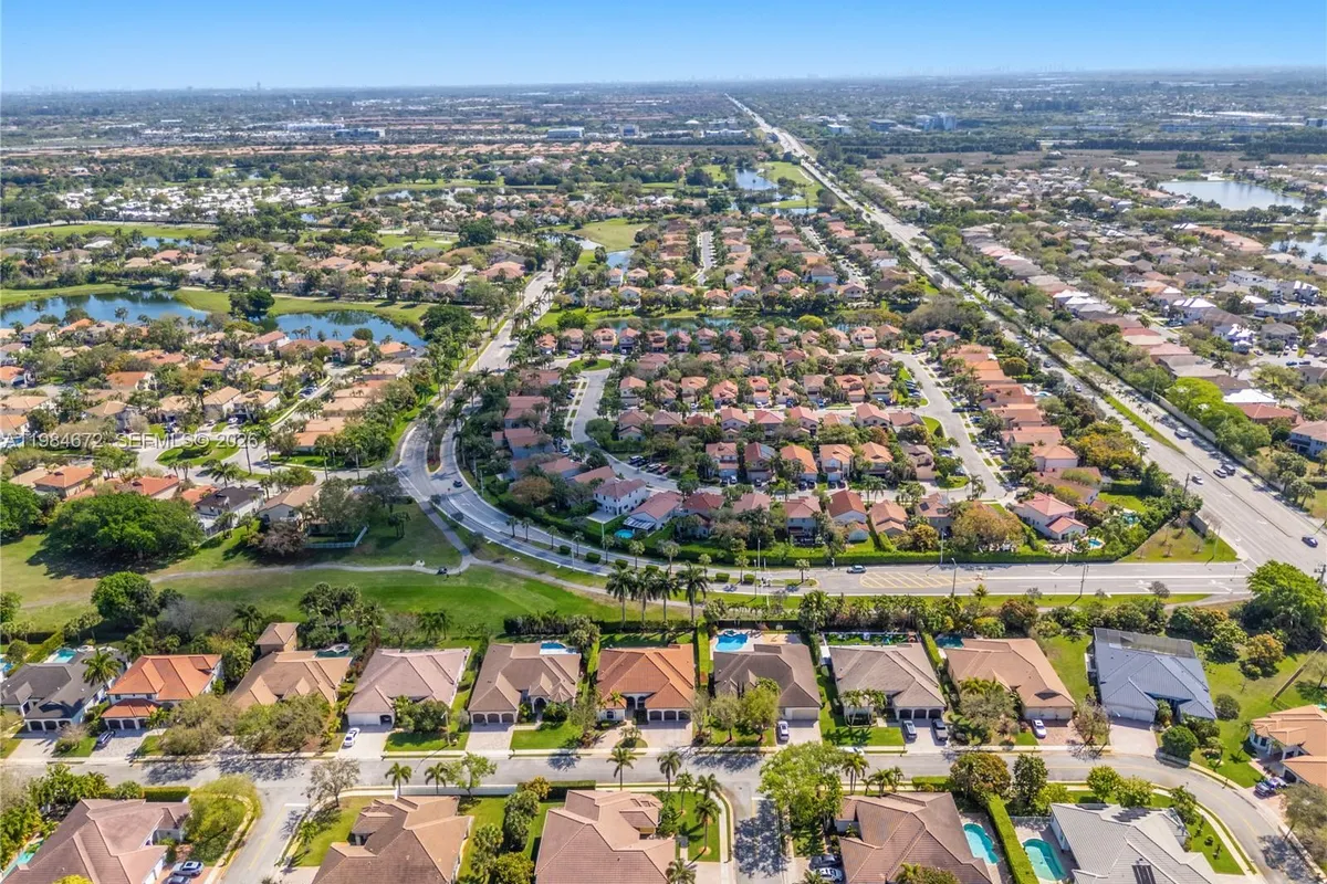 1479 SW 159th Ter, Pembroke Pines FL 33027