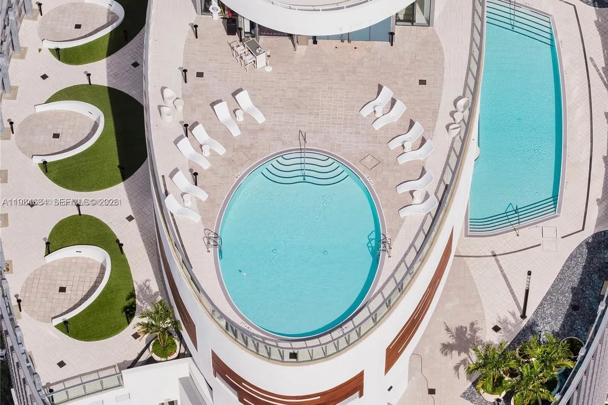 851 NE 1st Ave # 3601, Miami FL 33132