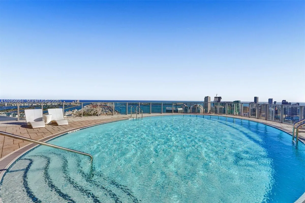 851 NE 1st Ave # 3601, Miami FL 33132