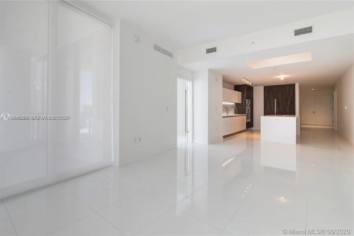 851 NE 1st Ave # 3601, Miami FL 33132