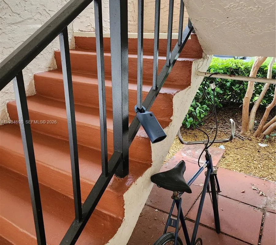 681 S Hollybrook Dr # 110, Pembroke Pines FL 33025