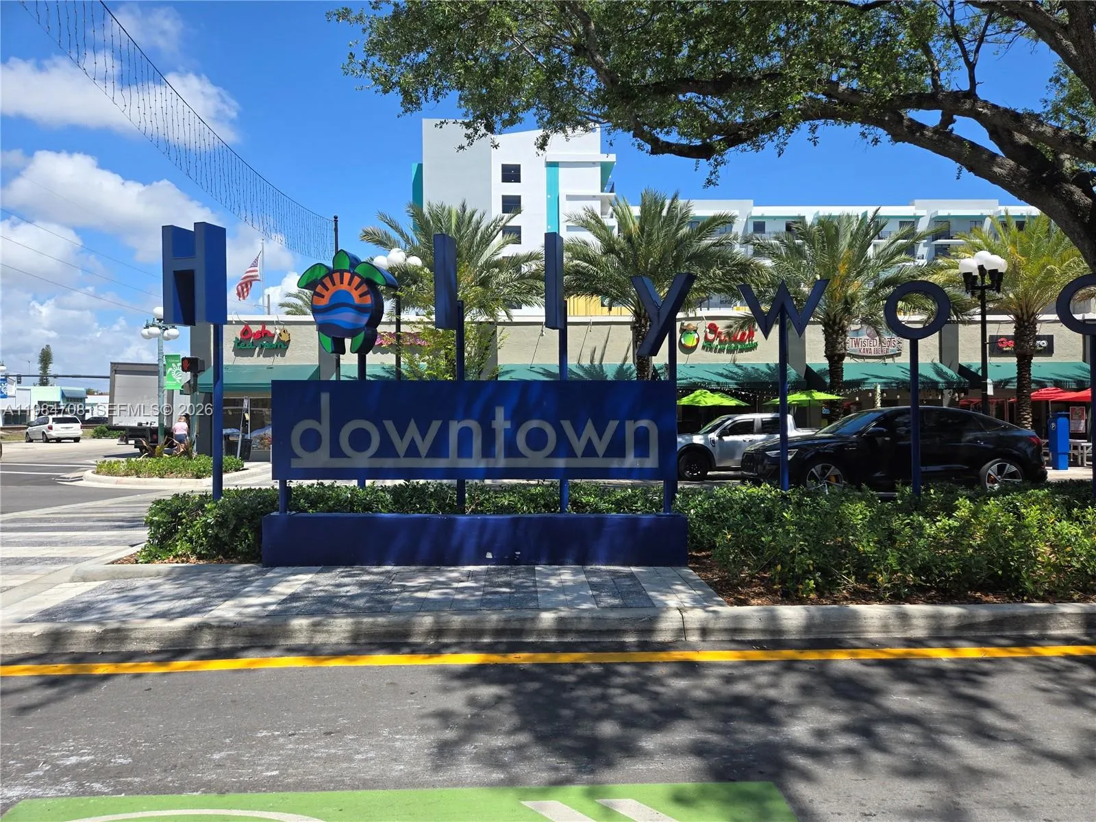 2247 Jackson St, Hollywood FL 33020