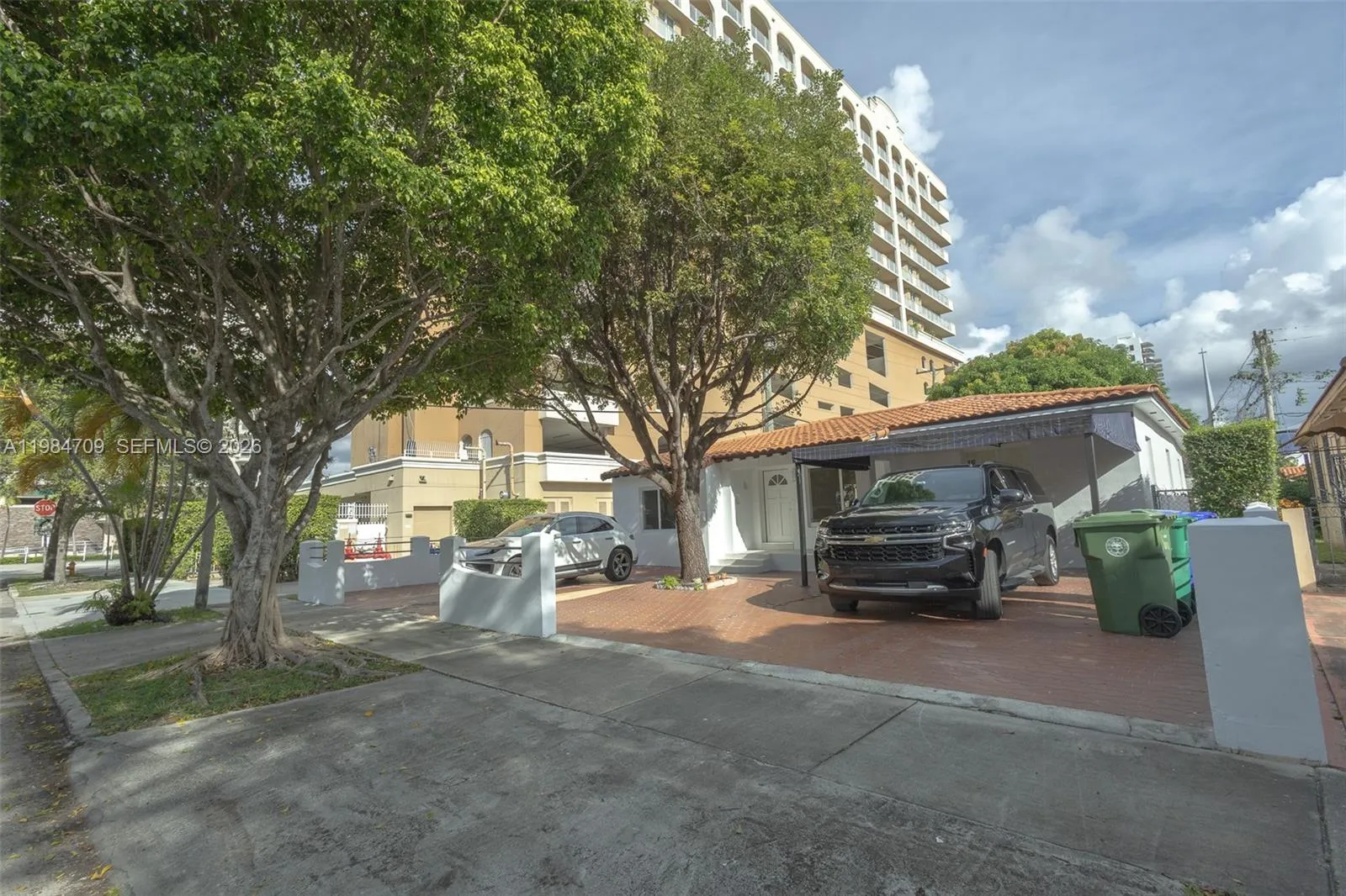 2675 SW 24th Ter, Miami FL 33145