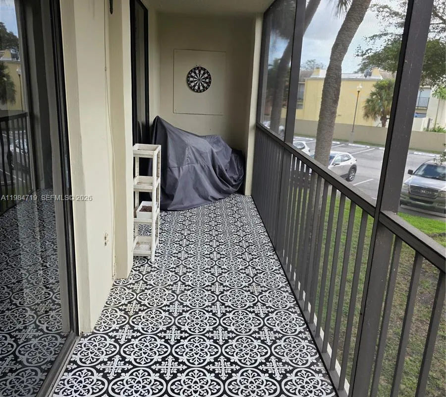 8065 SW 107th Ave # 202, Miami FL 33173