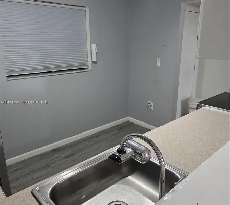 8065 SW 107th Ave # 202, Miami FL 33173