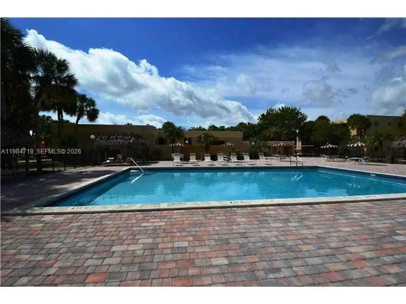 8065 SW 107th Ave # 202, Miami FL 33173