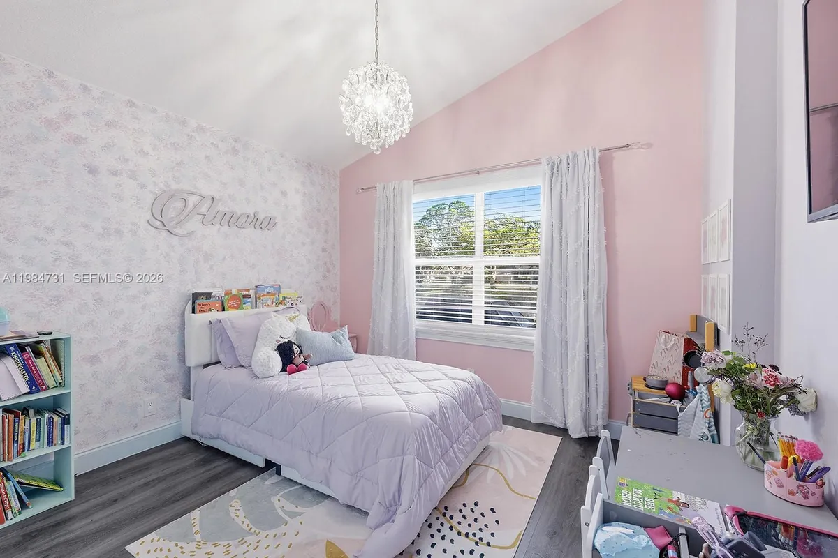 3810 NW 23rd Pl, Coconut Creek FL 33066