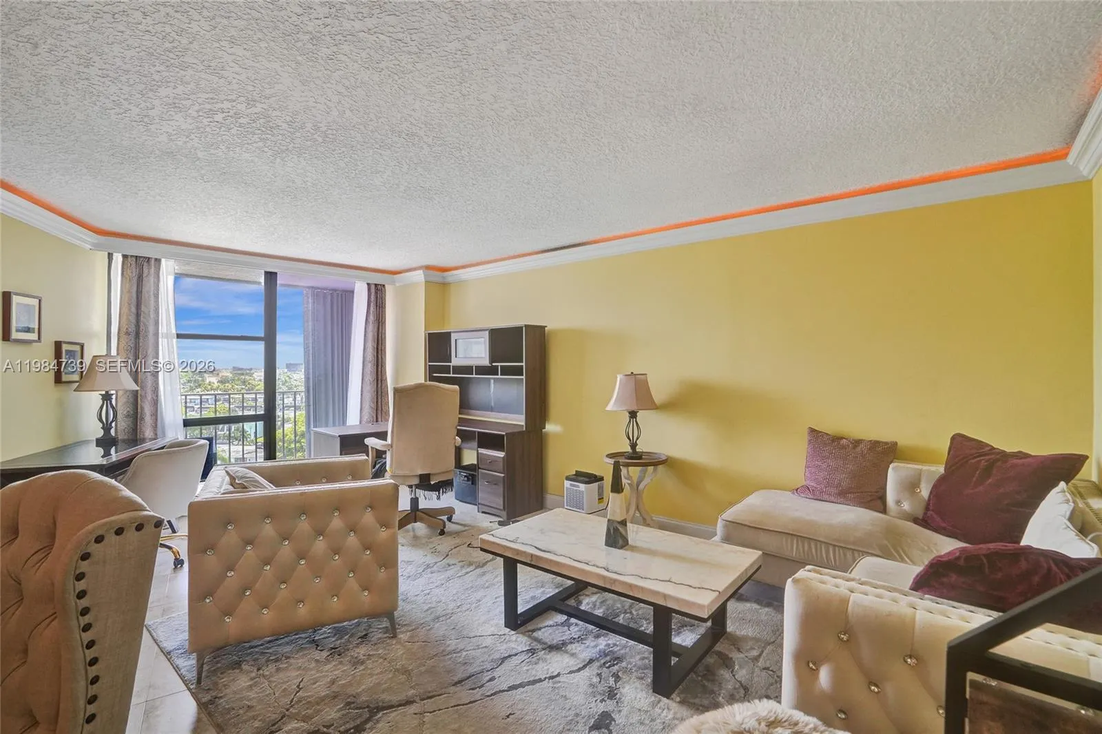 800 Parkview Dr # 911, Hallandale Beach FL 33009