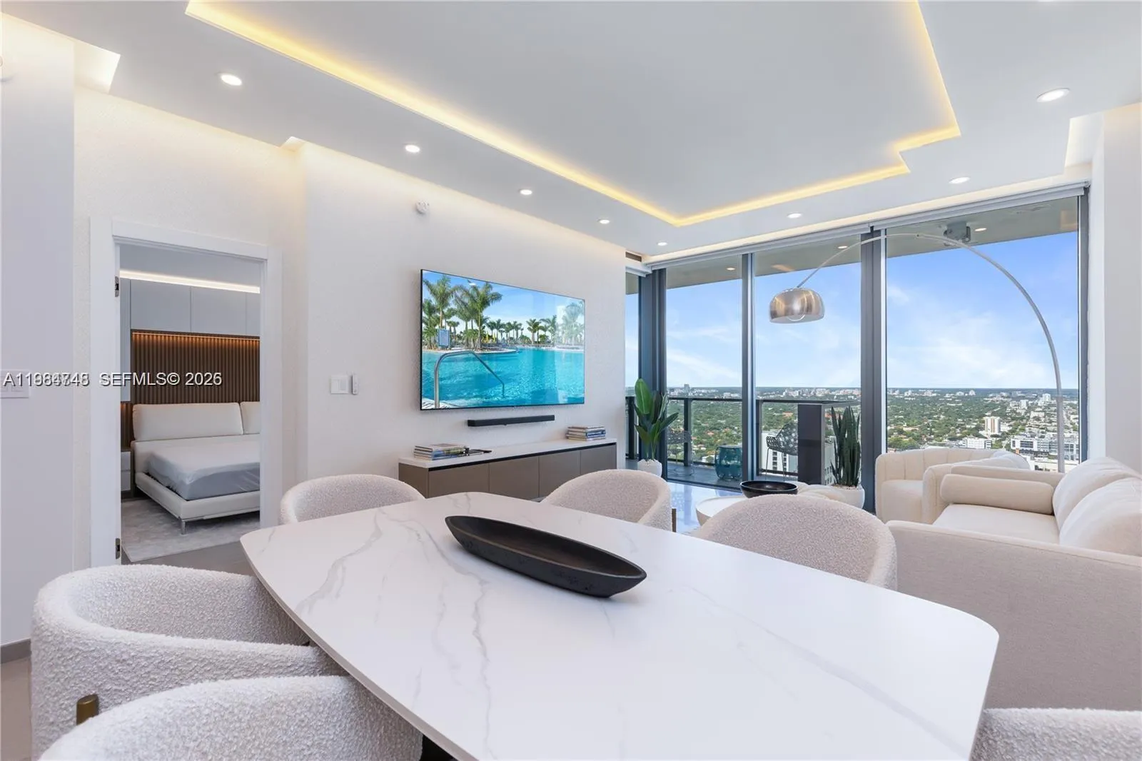 88 SW 7th St # 3406, Miami FL 33130