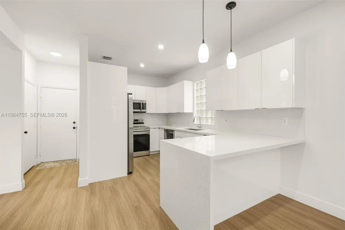 1392 NW 159th Ln, Pembroke Pines FL 33028