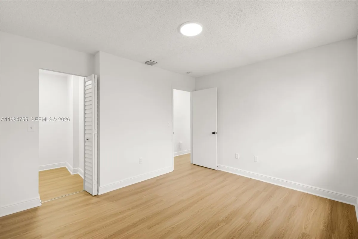 1392 NW 159th Ln, Pembroke Pines FL 33028