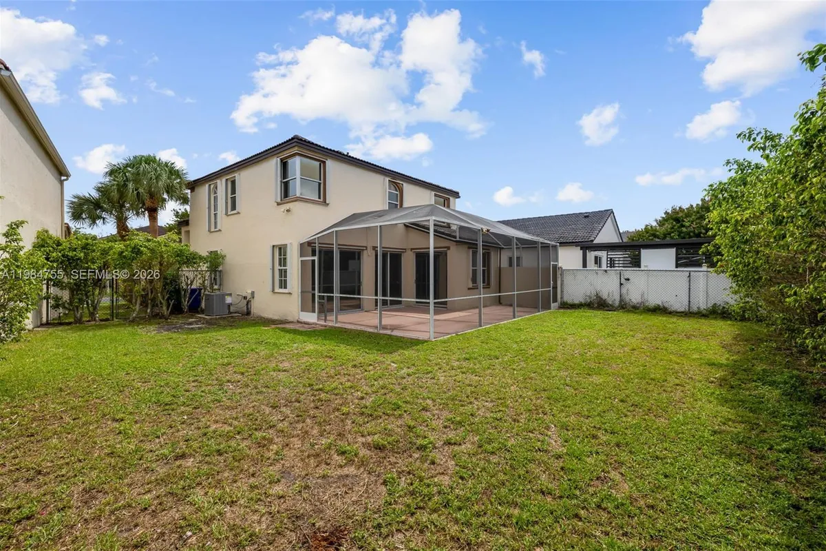 1392 NW 159th Ln, Pembroke Pines FL 33028