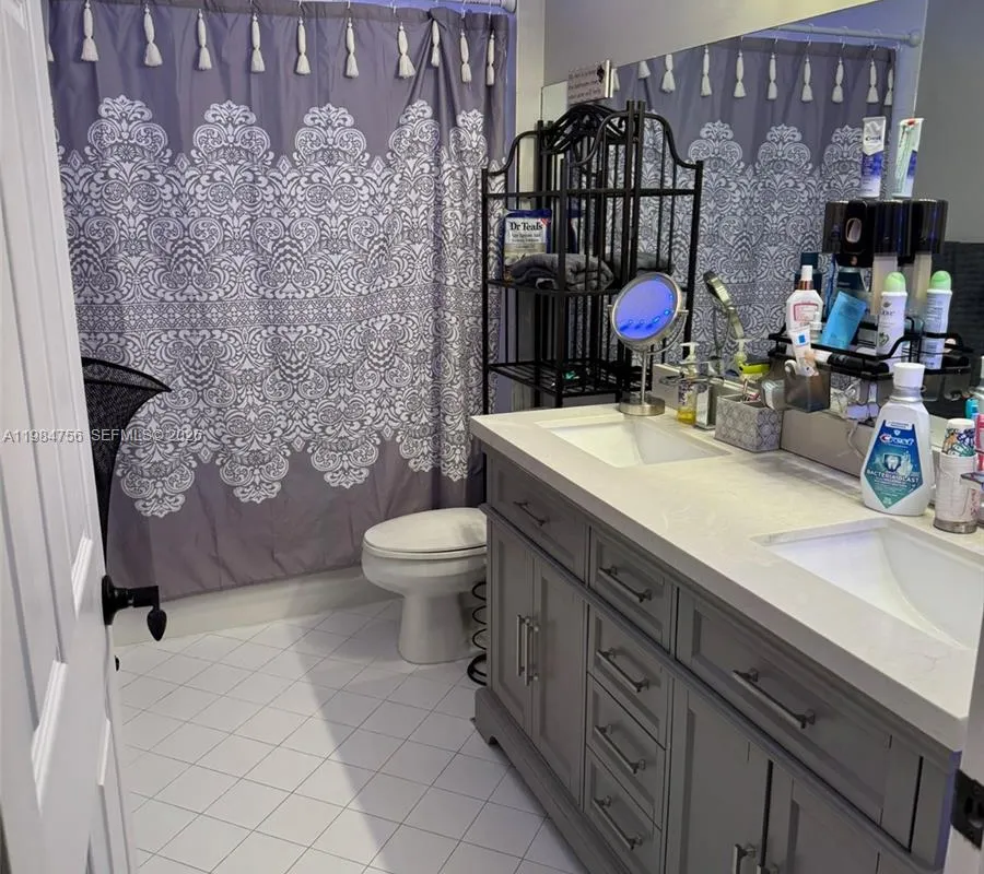 1471 NW 159th Ave, Pembroke Pines FL 33028