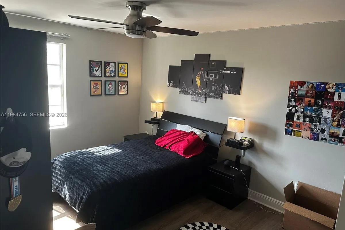 1471 NW 159th Ave, Pembroke Pines FL 33028