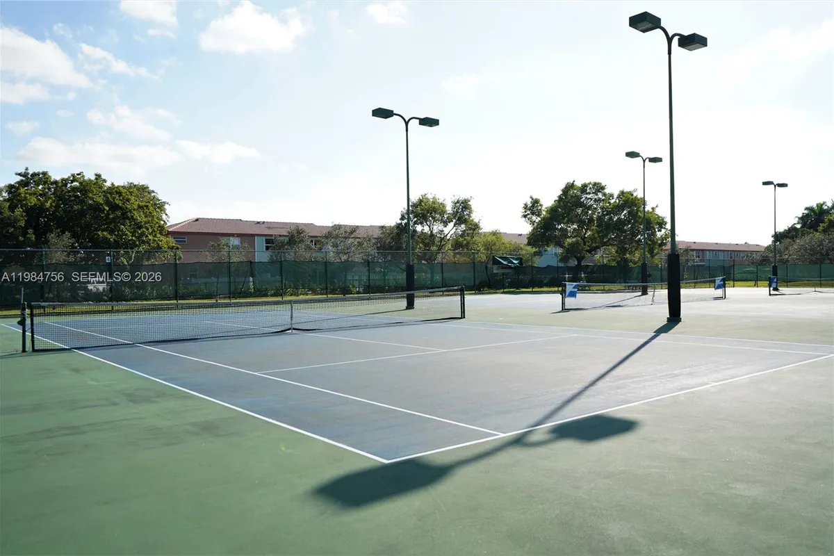 1471 NW 159th Ave, Pembroke Pines FL 33028