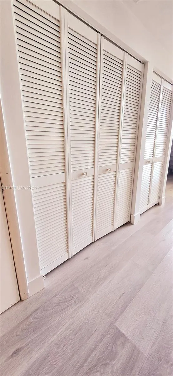 253 NE 2nd St # 433, Miami FL 33132