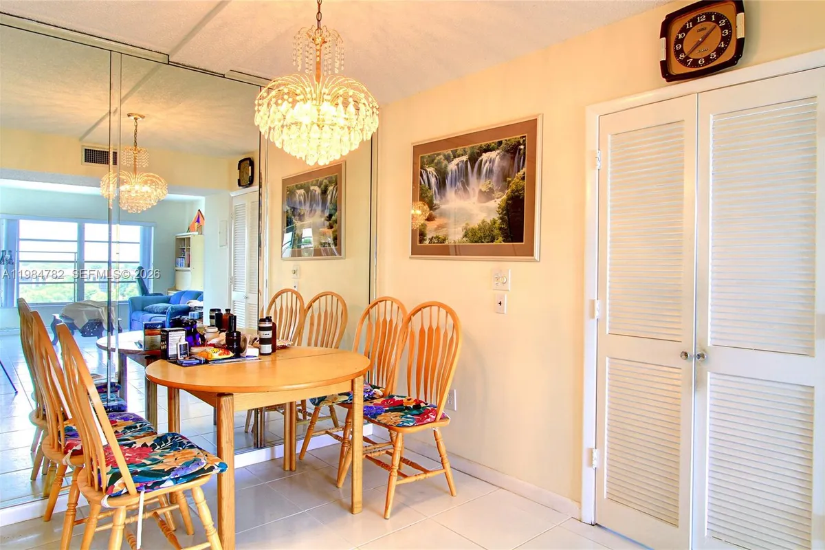 4164 Inverrary Dr # 815, Lauderhill FL 33319