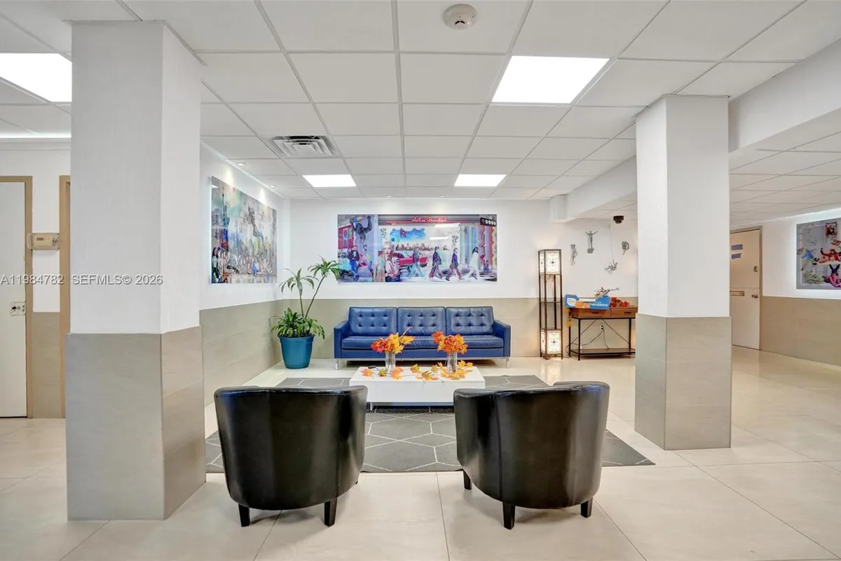 4164 Inverrary Dr # 815, Lauderhill FL 33319