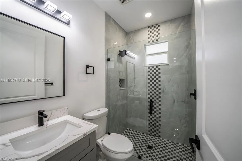 3005 52nd St W, Lehigh Acres FL 33971