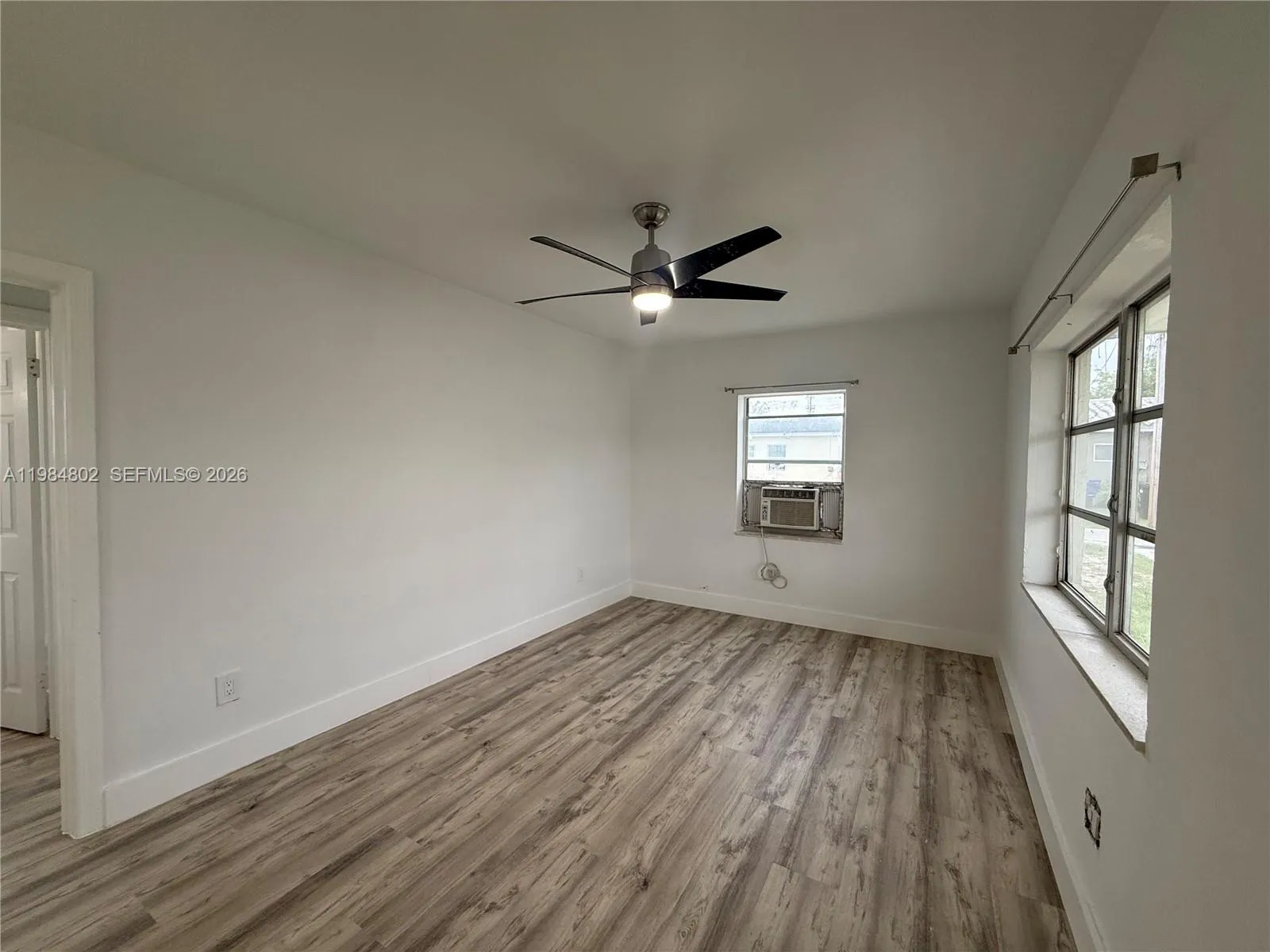 1942 NE 172nd St # 1942, North Miami Beach FL 33162