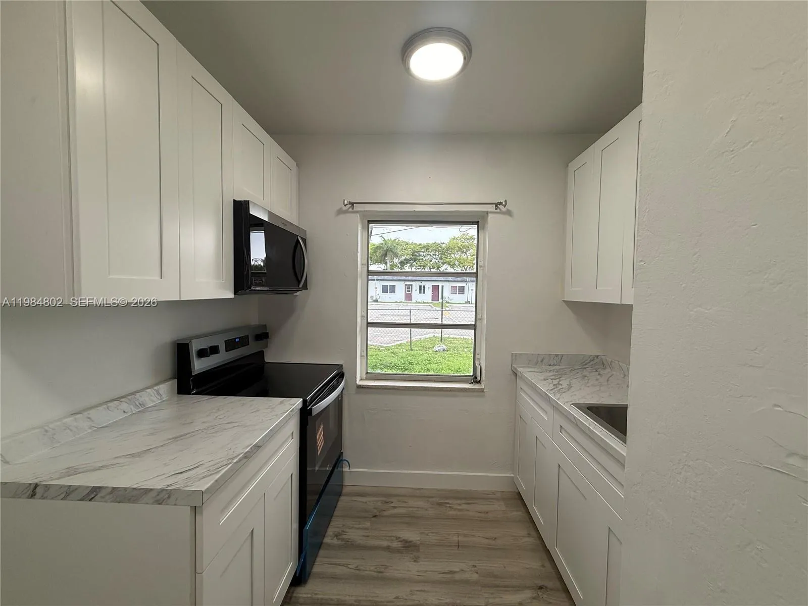 1942 NE 172nd St # 1942, North Miami Beach FL 33162