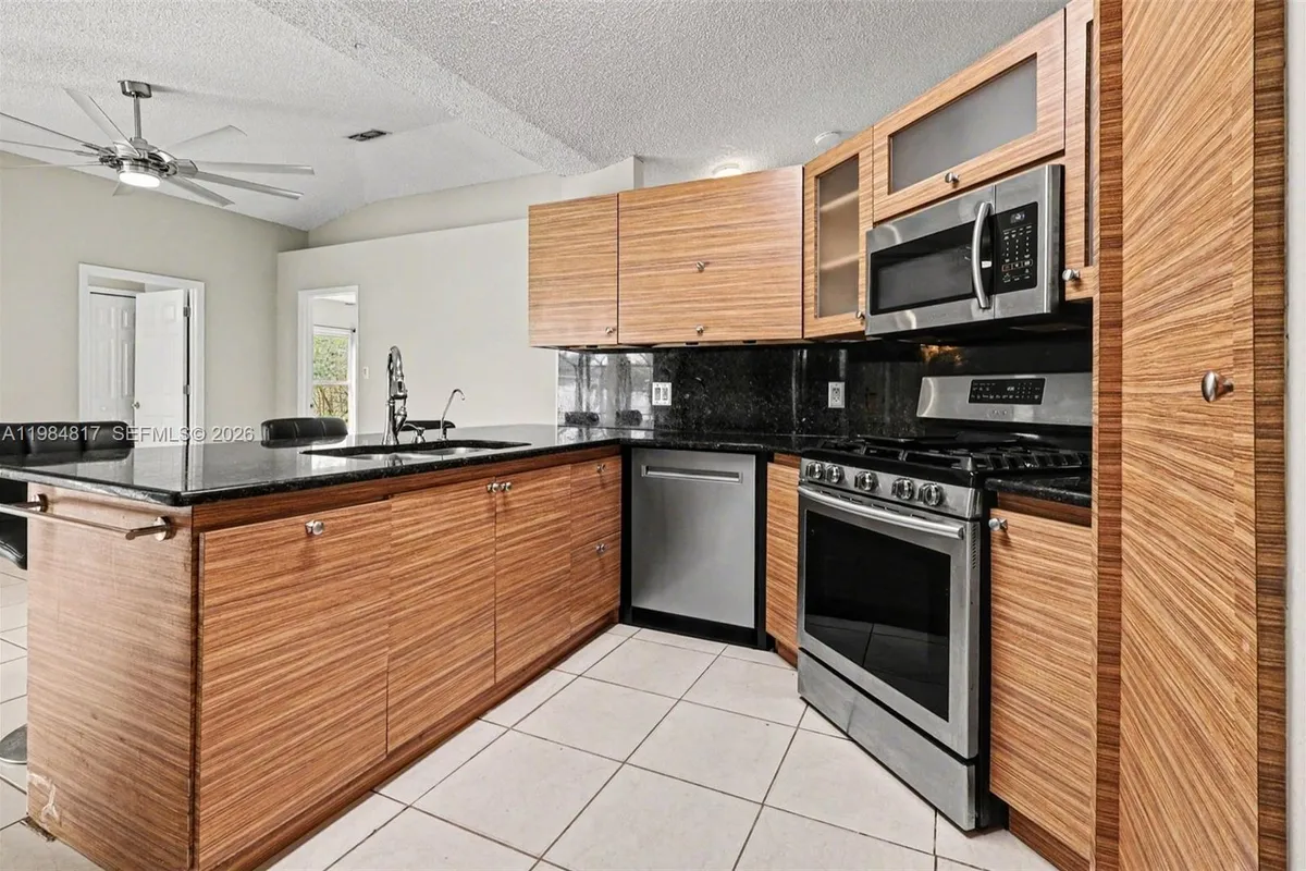 5114 Sage Way, Kissimmee FL 34758