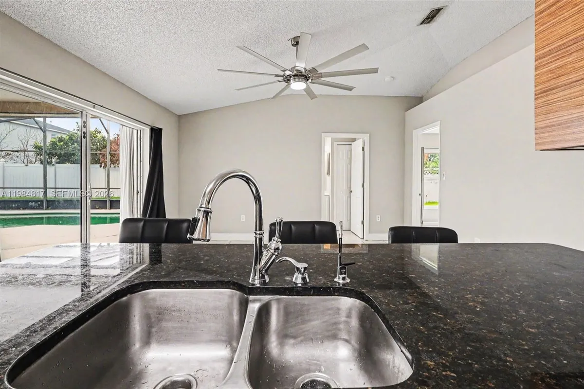 5114 Sage Way, Kissimmee FL 34758