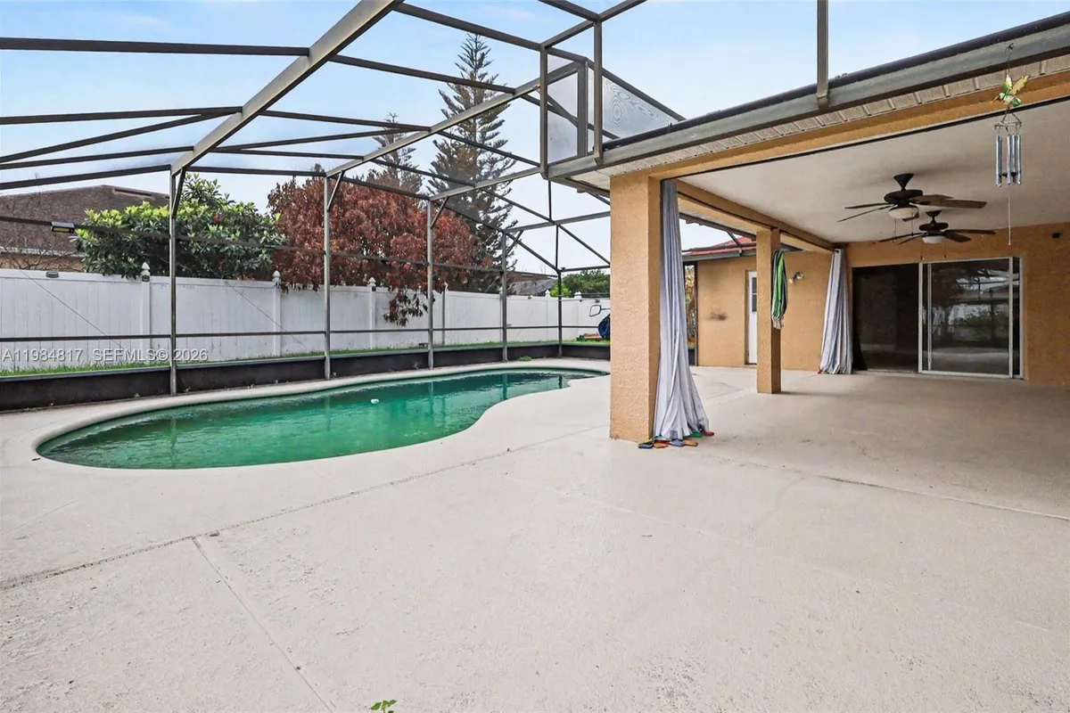 5114 Sage Way, Kissimmee FL 34758