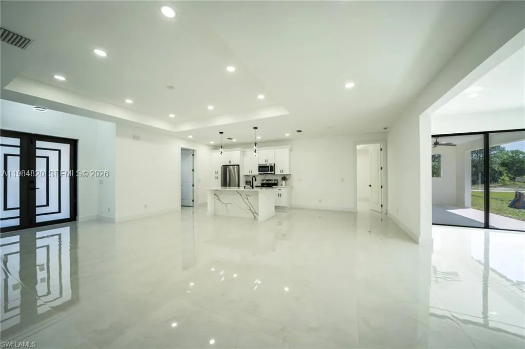 3003 52nd st W, Lehigh Acres FL 33971