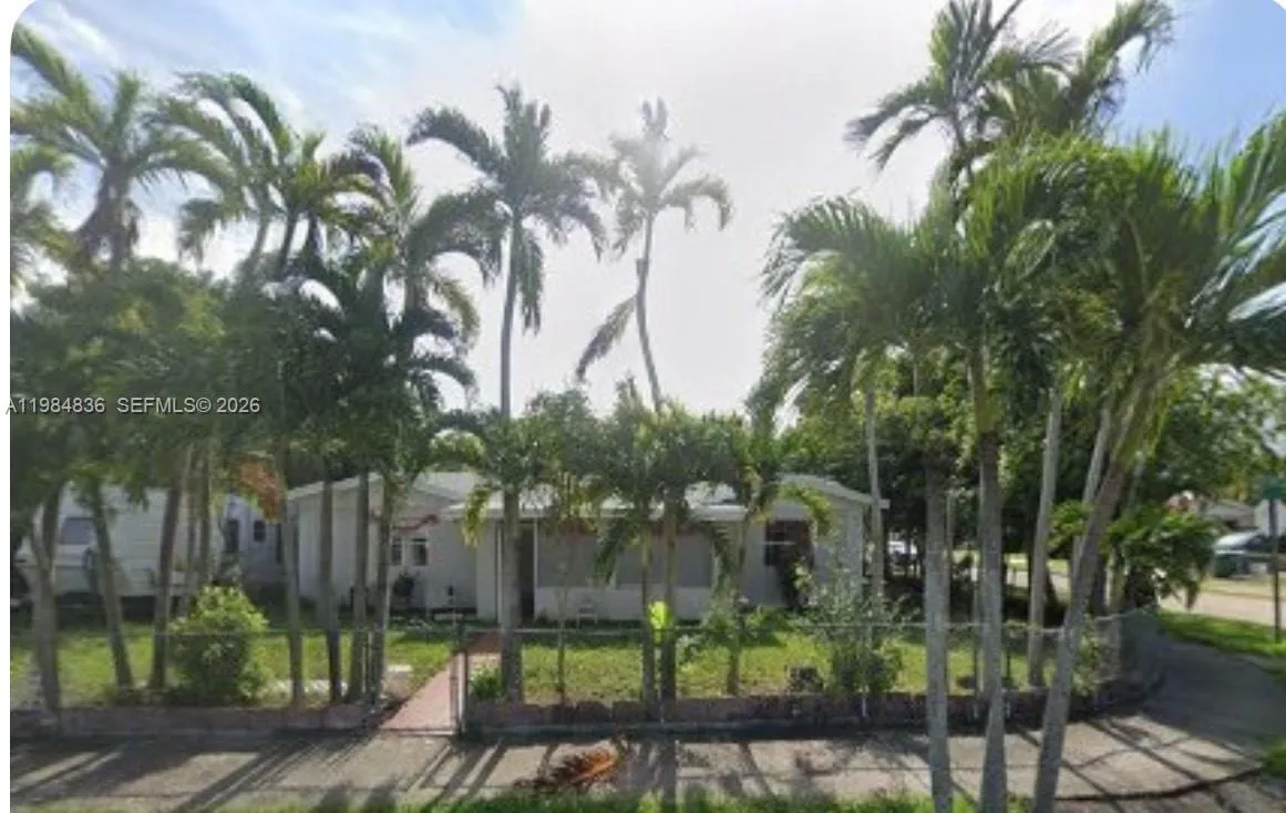 12010 SW 189th St, Miami FL 33177