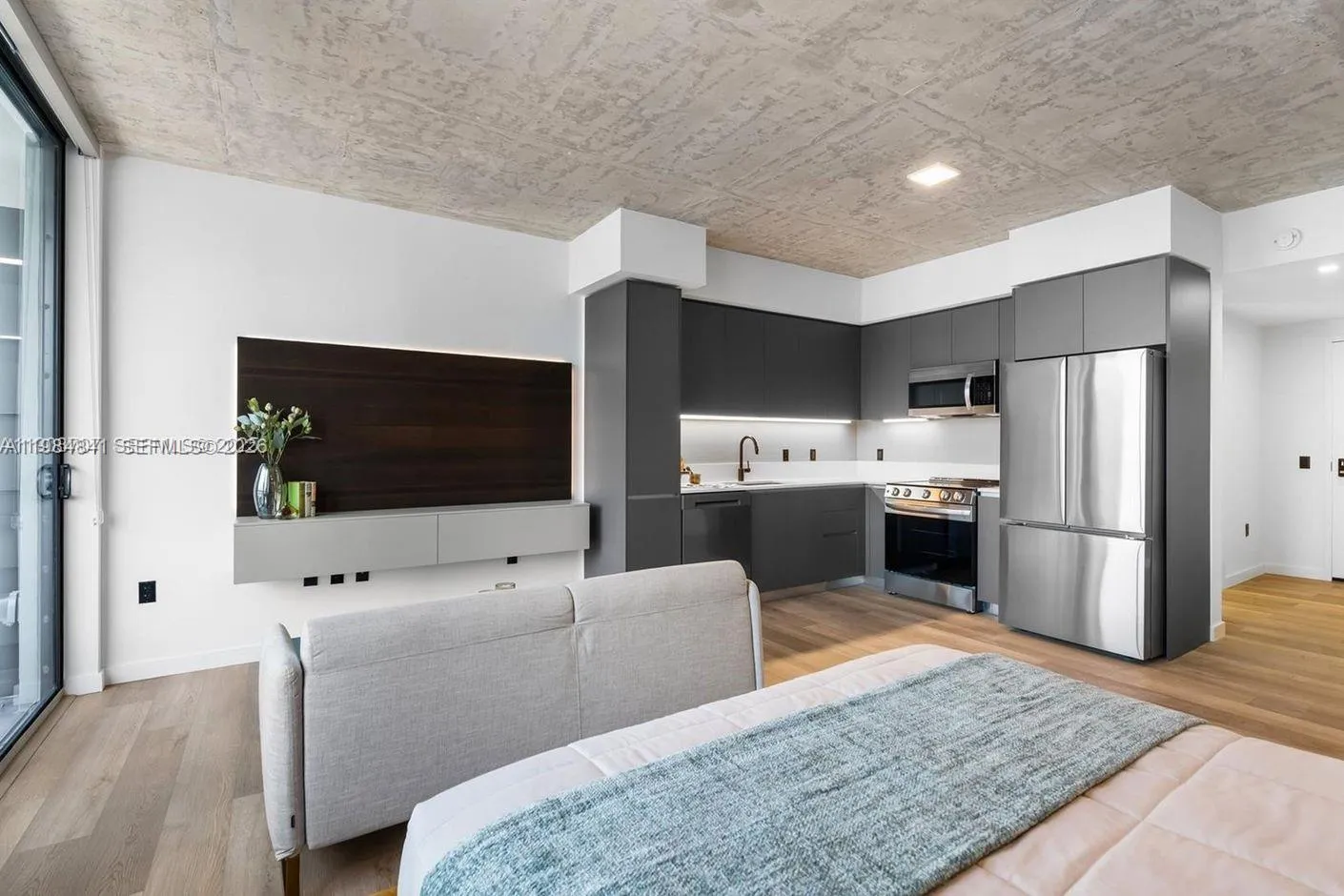 307 SW 5th St, Fort Lauderdale FL 33315