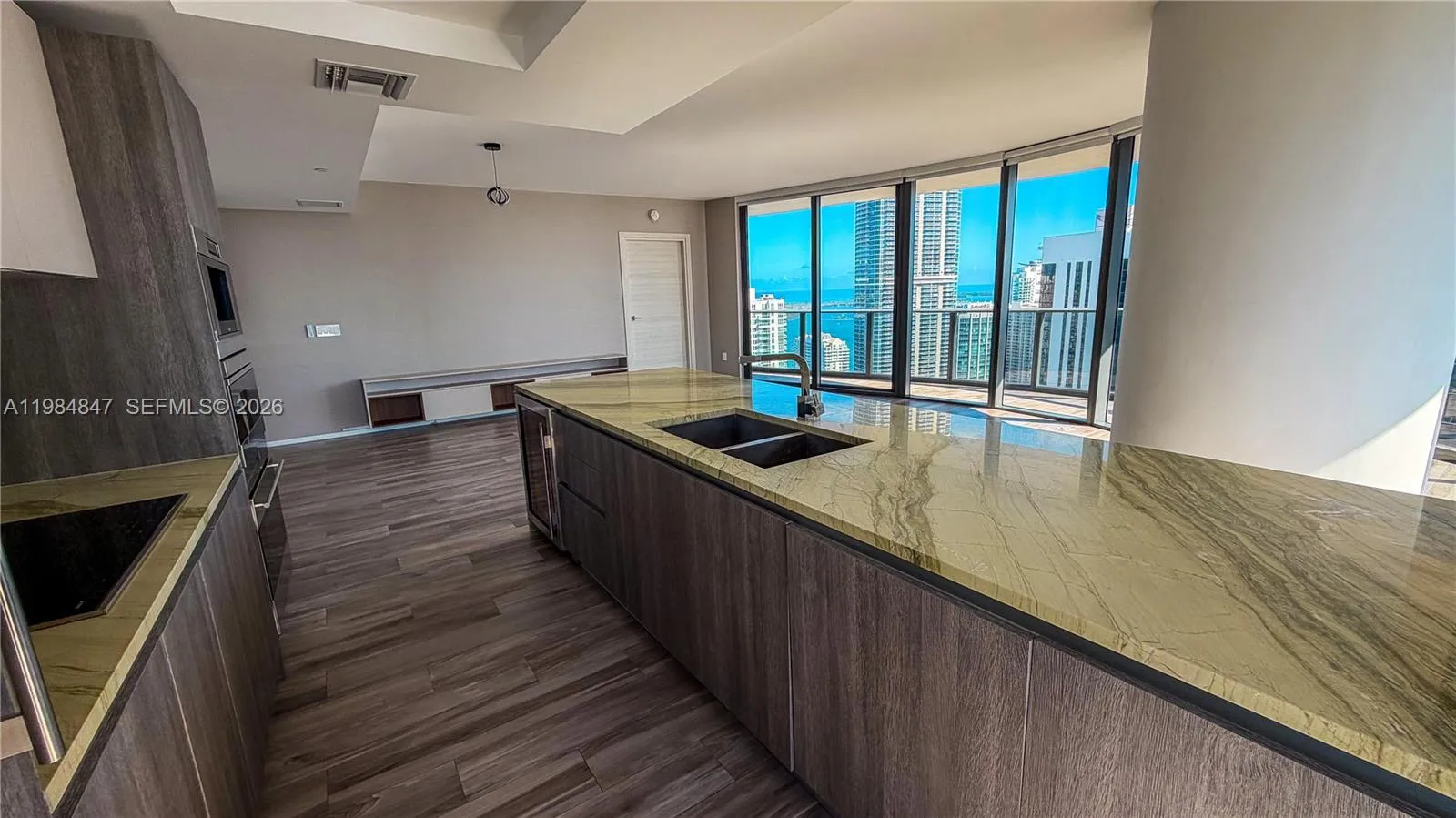 801 S Miami Ave # 4501, Miami FL 33130