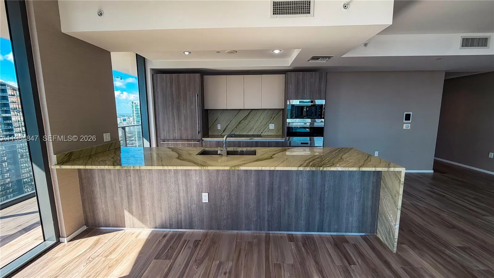 801 S Miami Ave # 4501, Miami FL 33130