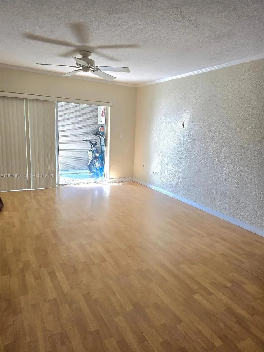 2998 E Sunrise Lakes Dr # 111, Sunrise FL 33322