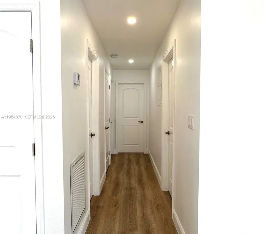 3042 Hayes St, Hollywood FL 33021