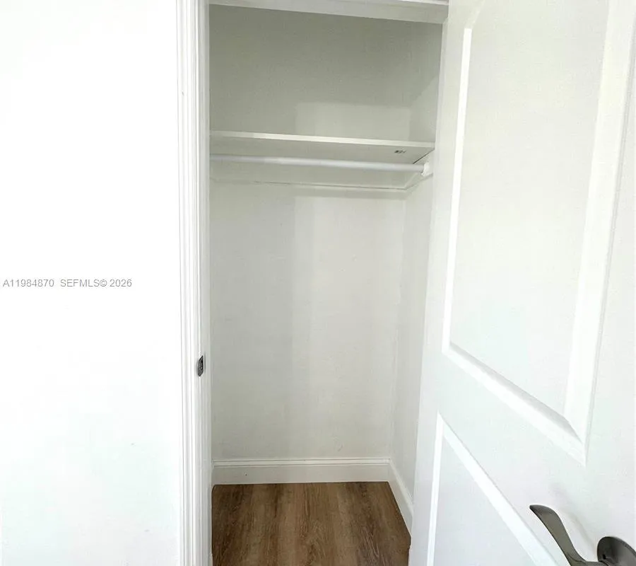 3042 Hayes St, Hollywood FL 33021