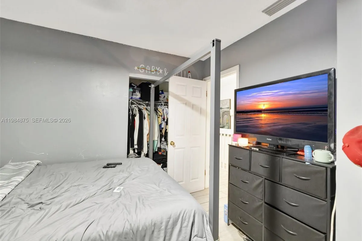 12662 NW 14th St, Sunrise FL 33323