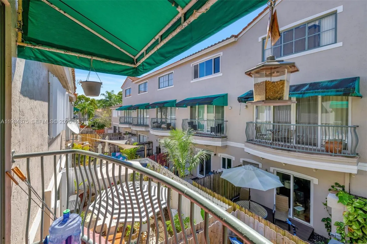 12662 NW 14th St, Sunrise FL 33323